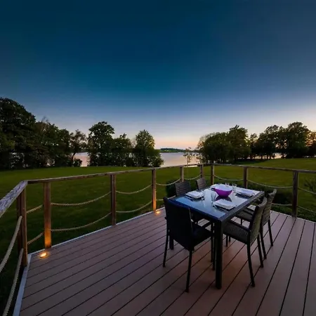 Villa Elegant 3 Bedroom With Sauna
