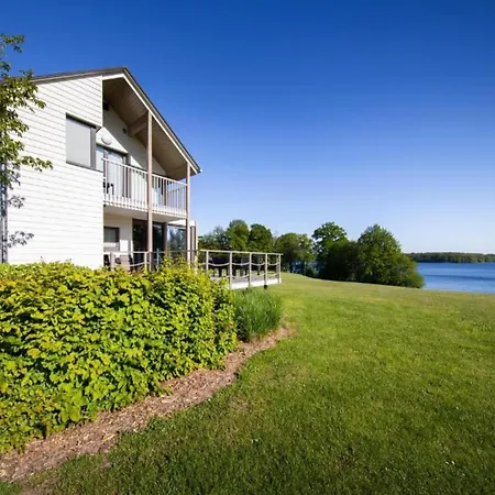 别墅 Sauna By The *